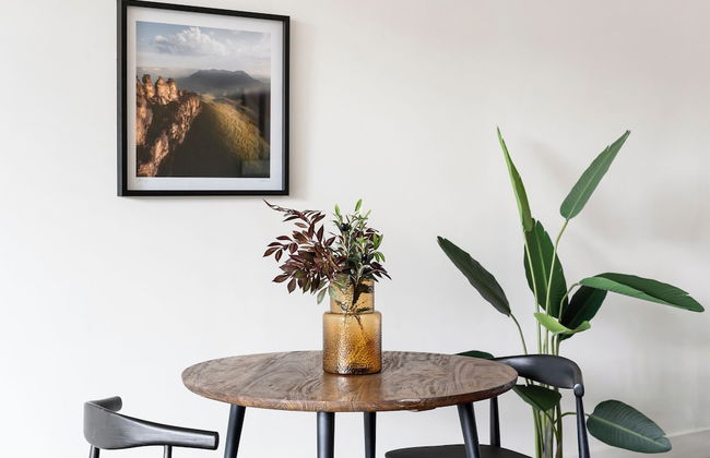 Crown Street Apartments by Urban Rest - Photo 2