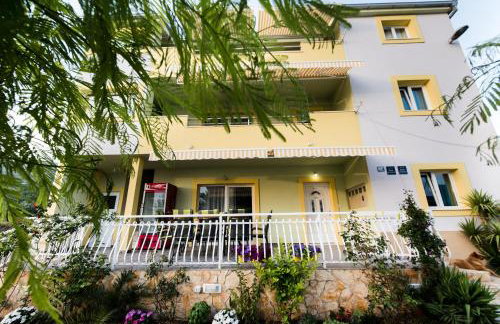 Over the skyline - Photo 79