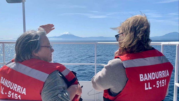 Lake Llanquihue Boat Trip - Foto 2