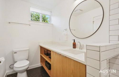 Trendy Remodeled Home by SoCo w Nice Outdoor Space - Foto 22