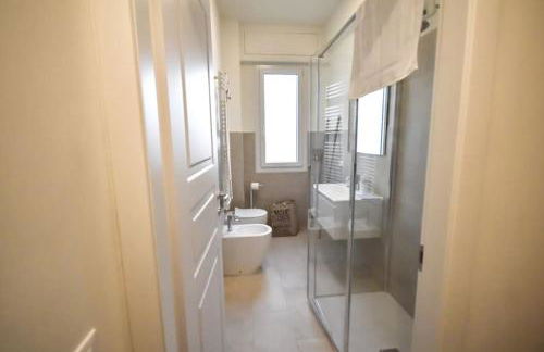 BIANCA Home Holiday a pochi passi dal mare Private Parking - Photo 9