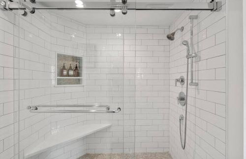 Rare Waterfront Luxury Penthouse|Bearskin Neck - Foto 17