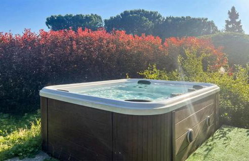 Awesome Home In Quiesa - Foto 12