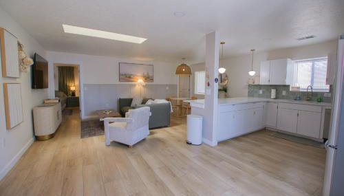 Bohemian ChiC SpaCation-Private HotTub-Close to Downtown-No Pet Fee! - Foto 4