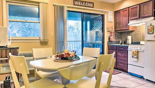 1 Mi to Lake Lure! Couples Retreat with Resort Perks - Foto 5