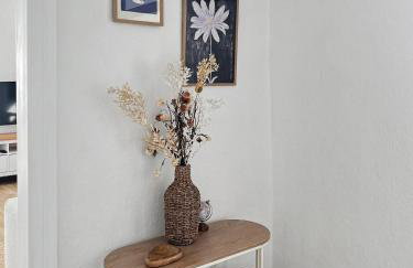 MEGHA Living - 2 Zimmer Appartments mit Küche - Zentral - Foto 52