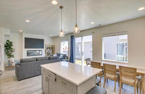 Garden City Townhome with Fireplace Near Bear Lake! - Foto 11