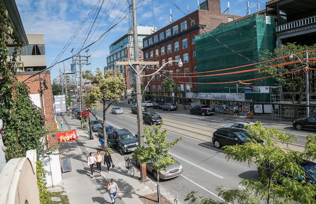 Applewood Suites - Bathurst & College - Foto 51