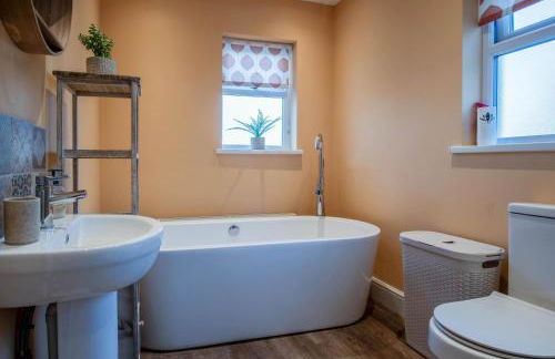 Ty George - 3 Bedroom Cottage - Tenby - Foto 80