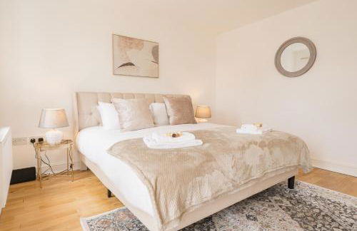 Beautifully done 5 bed barn conversion in Heswall - Sleeps up to 10 - Foto 7