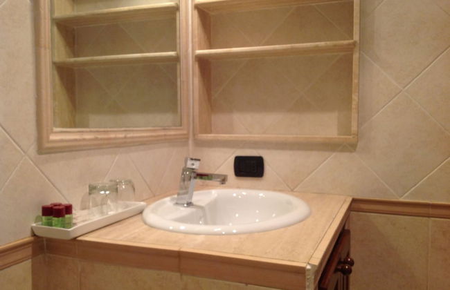 Ludovisi Luxury Rooms - Photo 29