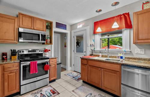 Coca Cola Cottage - Stay & Play Near Purina Farms - Dog Friendly - Foto 35