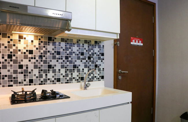 Minimalist And Warm 1Br Signature Park Grande Apartment - Photo 12