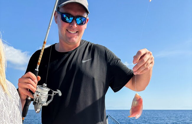 Capitán Manolis Pesca con barbacoa en el barco - Foto 3