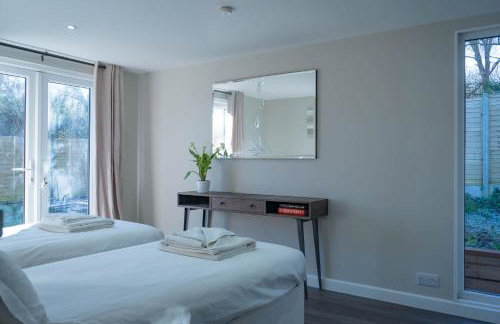 Stone's Throw Away from the English Channel! -Family and Dog Friendly - Foto 14