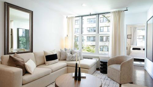Designer Home in Diplomat District - Foto 4