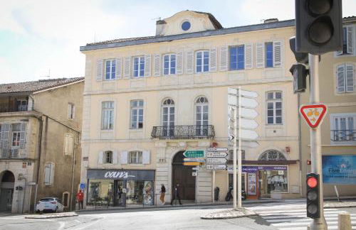 Villaret - Très spacieux en Coeur de Ville - 2ème étage - Photo 16