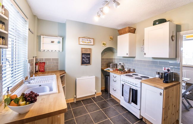 Seaside Snug - Photo 11