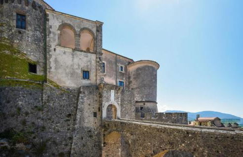 Nice Home In Venafro With House A Mountain View - Foto 19