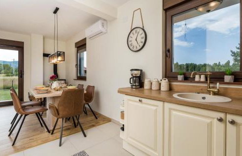 Pet Friendly Home In Gospic - Photo 31