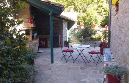 Xenonas Zagorisio - Photo 30