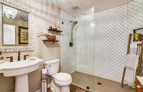 Fun with Family! Goodyear Getaway with Outdoor Oasis - Foto 18