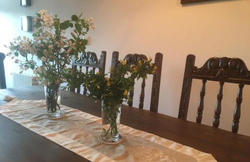 PRECIOSO CHALET JUNTO A POTES CON PISCINA-4 Hab,3 Baños - Photo 11