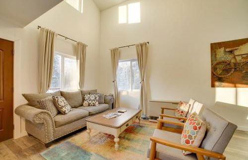 Walk to Kenai River Forested Fishermans Cabin! - Foto 11