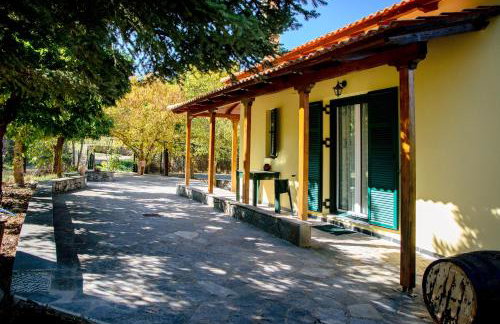 Dual House In Methydrio - Photo 21