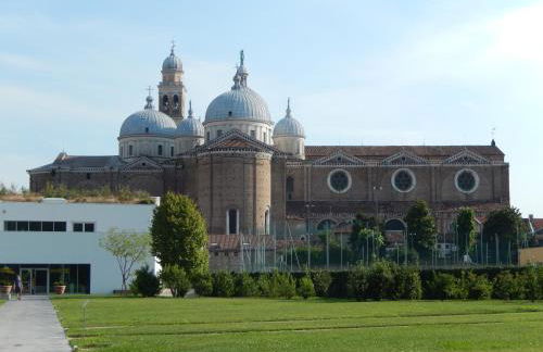 Mirella's House - Photo 27