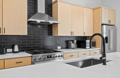 Rainey St Retreat - Cowboy Pool & Urban Chic - Foto 16