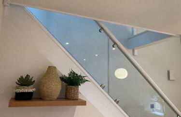 Lux Two Bedroom Home & Terrace in Stamford Centre - Foto 4