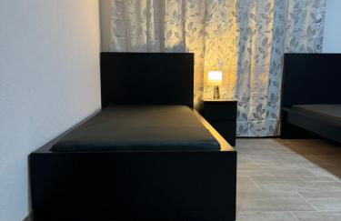 Laras voll ausgestattete Gartenwohnung mit WLAN und TV - Foto 16