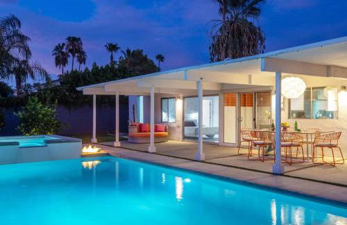 As seen on HGTV Desert Flippers The Pink Door - Foto 45