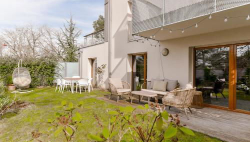 EXIGEHOME-Comme une maison avec jardin et parking privé - Foto 2, Garden, Garden view