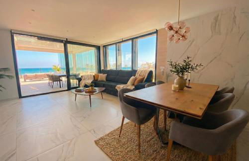 holaVivienda - Ático Boutique de Lujo en la Playa - Foto 4