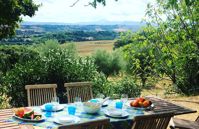 Home set in Olive Grove With Stunning Views - Foto 25