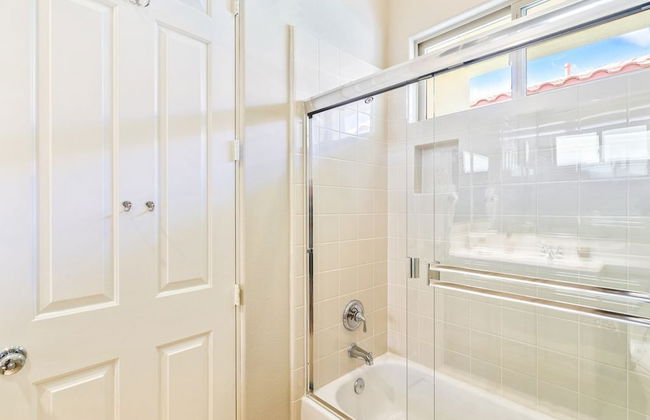 4BR PGA West Pool Home by ELVR - 80705 - Foto 26