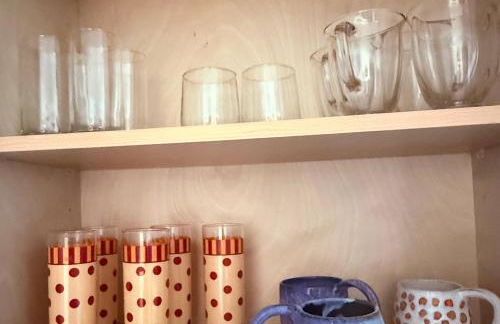 Perfect 4bdrm home with Antique & Modern Accents for Getaways - Foto 42