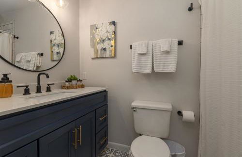 Log Home Hot Tub Retreat, Kayaks - Photo 9