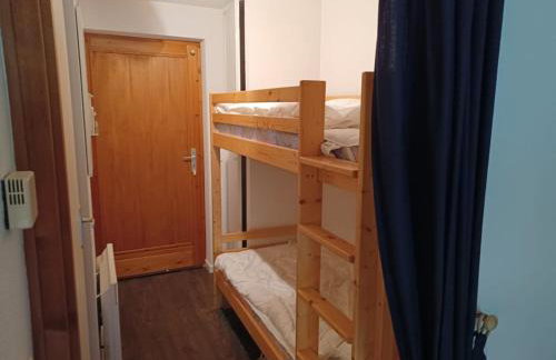 Appartement 2 pièces avec balcon, 4 couchages et parking - FR-1-573-68 - Foto 4