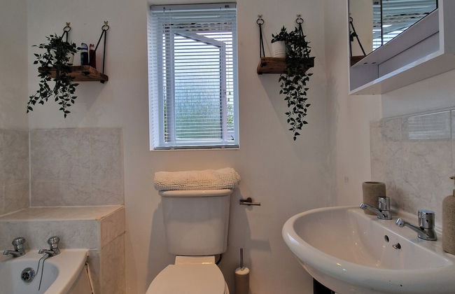 Stylish Pet Friendly 3 Bedroom House in Manchester - Foto 8