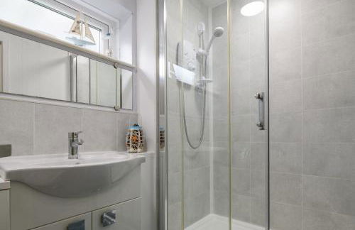 Finest Retreats - Golygfa o'r Castell - Castle Views - Foto 13