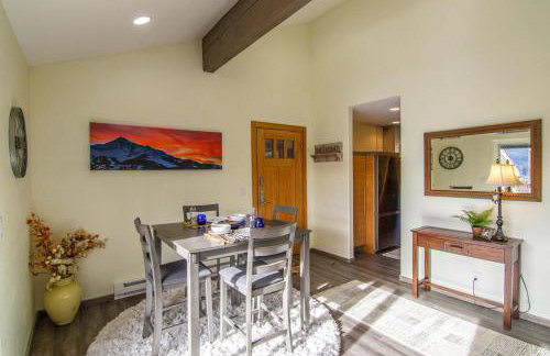 Big Sky Basecamp Walk to Trails + Private Patio - Foto 8