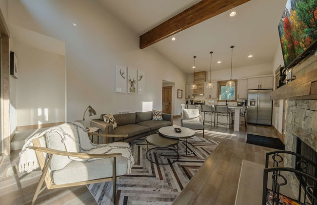 Wilderness Club Cabin Sleeps 7 - Photo 12