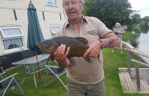 Cottage - Sleeps 3, Parking & Fishing - Foto 40