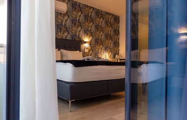 Apartments Royal - Aria Building - Photo 20