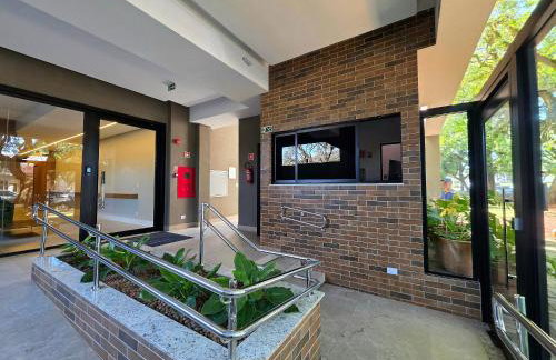 Apt Alto Padrão na rua mais bonita de Foz - Foto 7