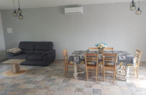 Appartement spacieux et confortable à Clermont-Dessous, terrasse - Foto 10