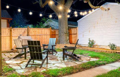 Chic Indianapolis Home with Patio Less Than 2 Mi to Downtown - Foto 1